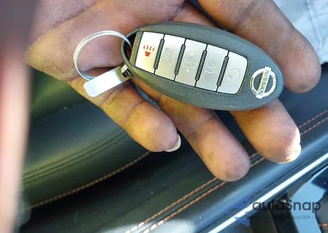 2019 Nissan Altima 2.5 Sr z USA, uszkodzony, nr VIN 1N4BL4CVXKC244891